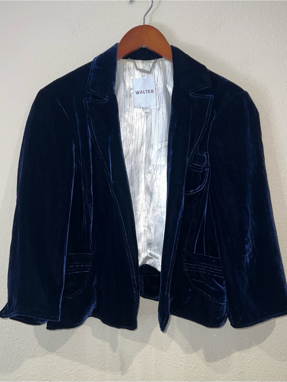 Walter velveteen blazer deep midnight navy blue size Large holiday Christmas